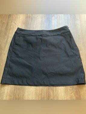 Nike Golf Dri-Fit Black Skirt with Shorts 8/Medium